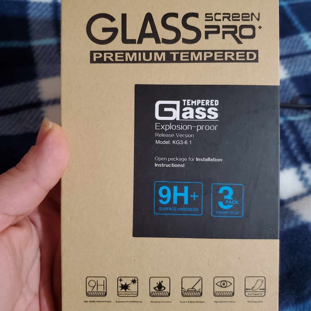 iPhone XR screen protector